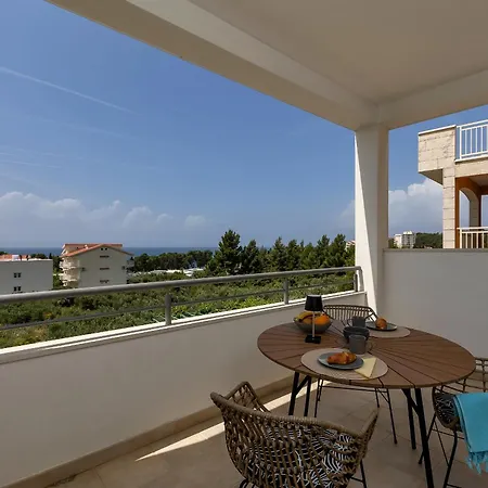 Mare Apartment *