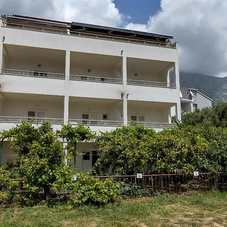 Mare Apartment Tucepi